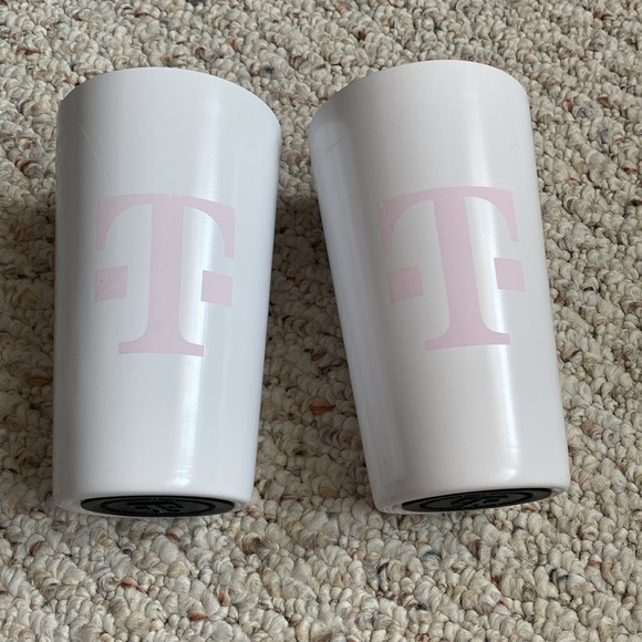 Brand New 2024 Collectible T-Mobile Phones Aluminum Color-Changing Tumbler Cup 2 - Picture 2 of 9